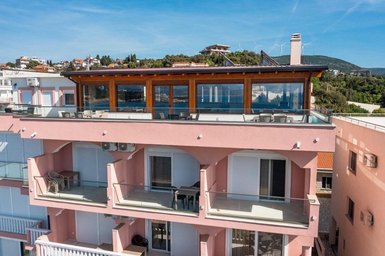 Dreamsea Apartment Utjeha Exterior photo