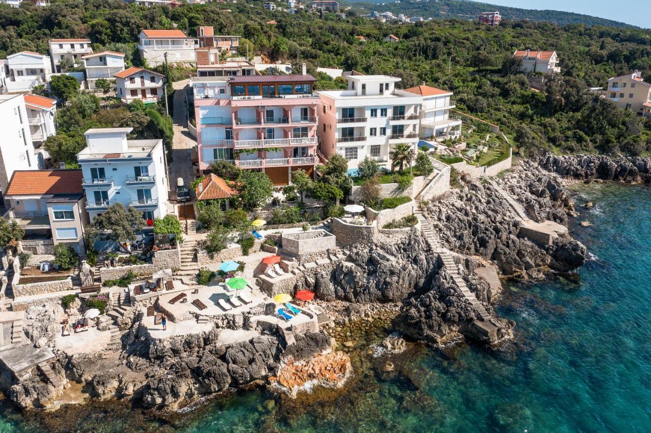 Dreamsea Apartment Utjeha Exterior photo
